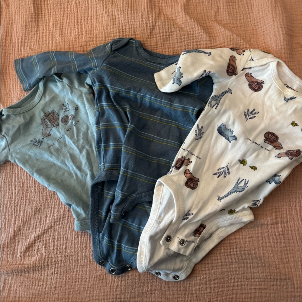 Carter's Baby Onesie with Animal Prints Set